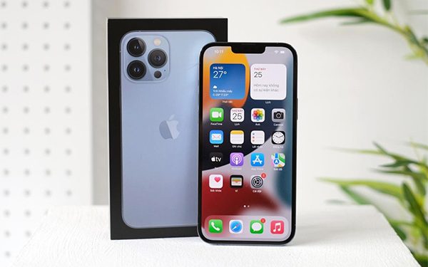 iPhone 13 Pro Max 1TB.