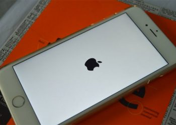 Nguyên nhân iPhone bị tắt nguồn khi còn pin?