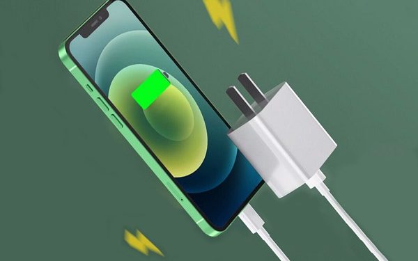 Đánh giá công nghệ sạc nhanh trên iPhone 13