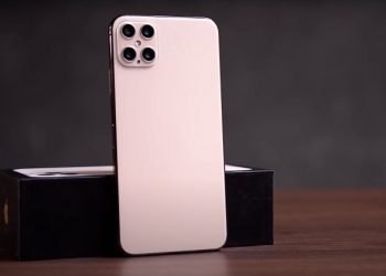 Hình ảnh mô phòng iPhone được trang bị 4 camera sau