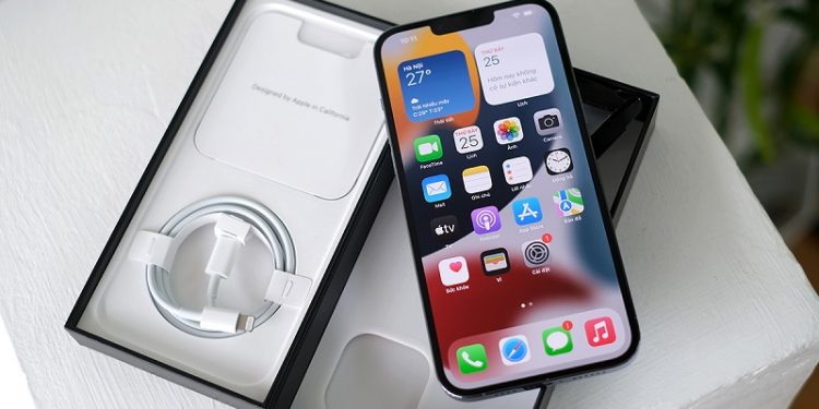 Mua điện thoại iPhone 13 256GB chính hãng tại Viettel Store chỉ 24.490.000 đồng