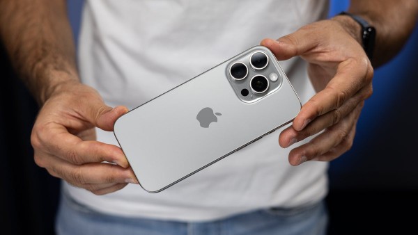 iPhone 16 Pro sở hữu cụm 3 camera 48MP