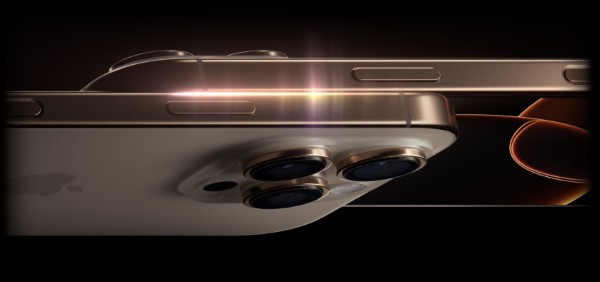 iPhone 16 Pro sử dụng khung viền từ vật liệu titan cấp hàng không 