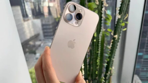 Mẹo tăng khả năng chống nước trên iPhone 16 Pro Max