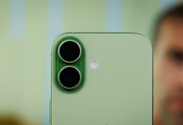 iPhone 17 chỉ sở hữu hệ thống camera kép 48MP Fusion chính và góc siêu rộng